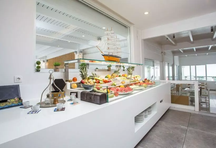 Lindos White Hotel & Suites