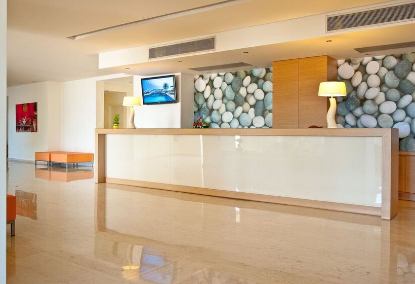 Lindos White Hotel & Suites