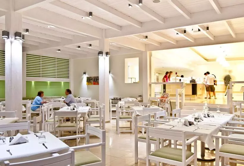 Lindos White Hotel & Suites