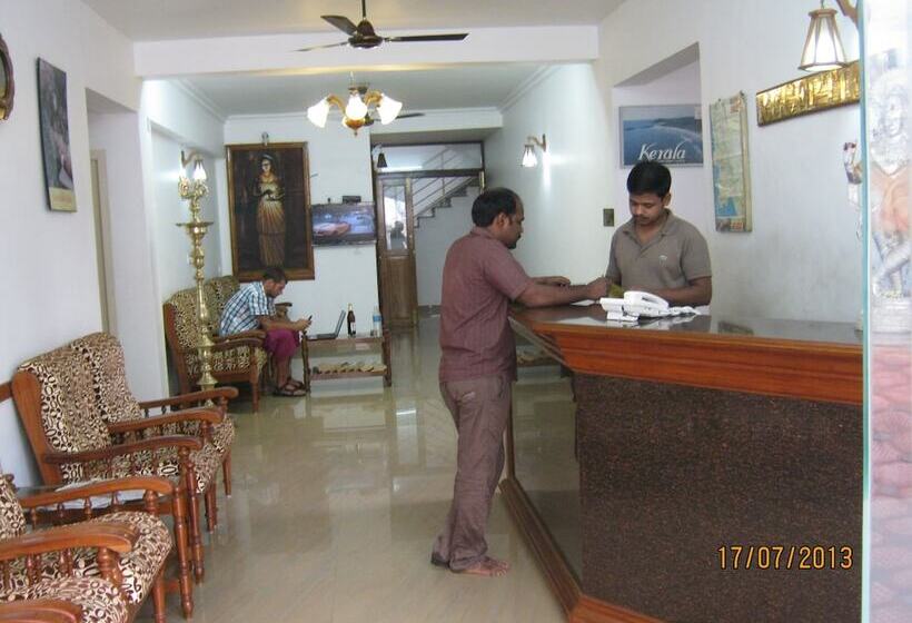 Отель Marine Palace