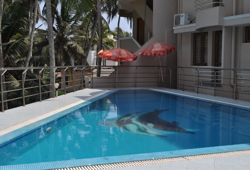 Отель Marine Palace