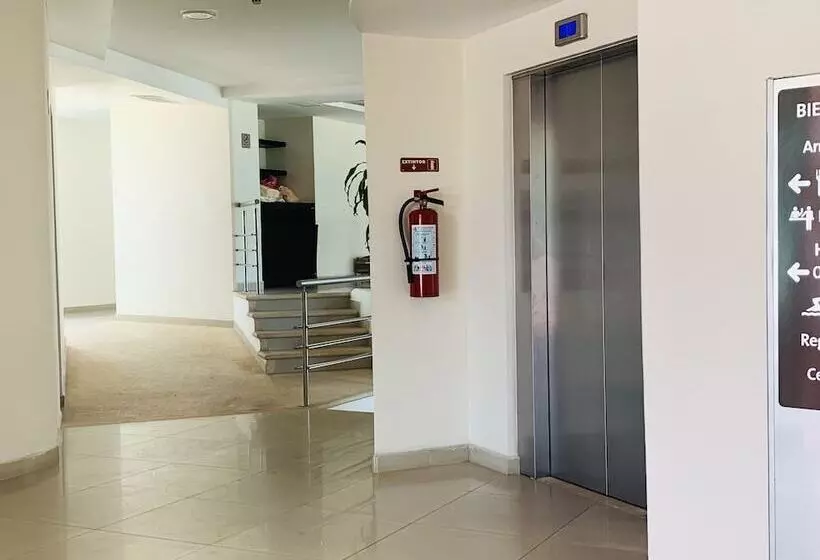 Playa Caracol Hotel & Spa