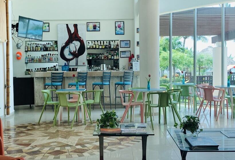 Playa Caracol Hotel & Spa