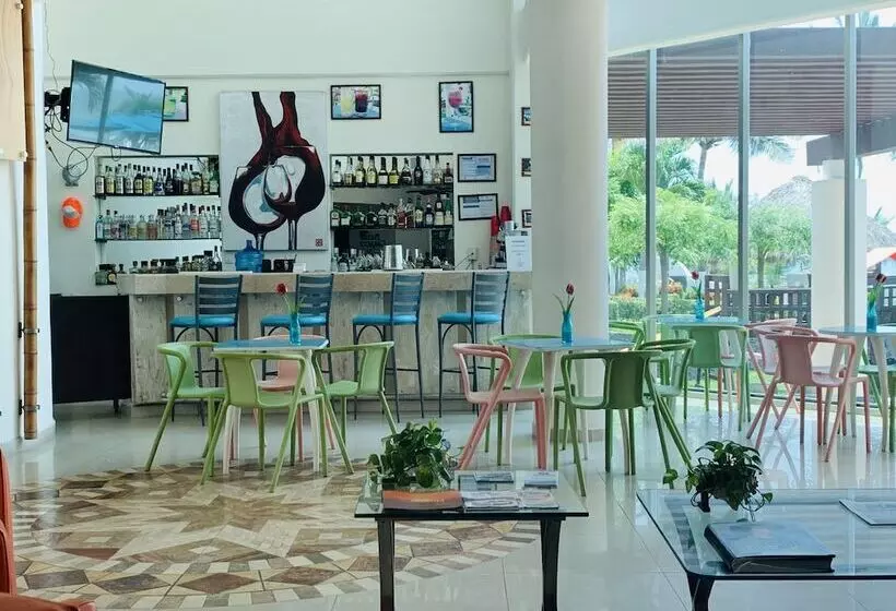 Playa Caracol Hotel & Spa