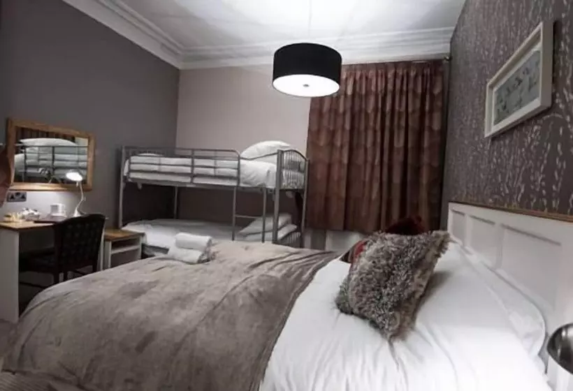 בית מלון כפרי Parkwood