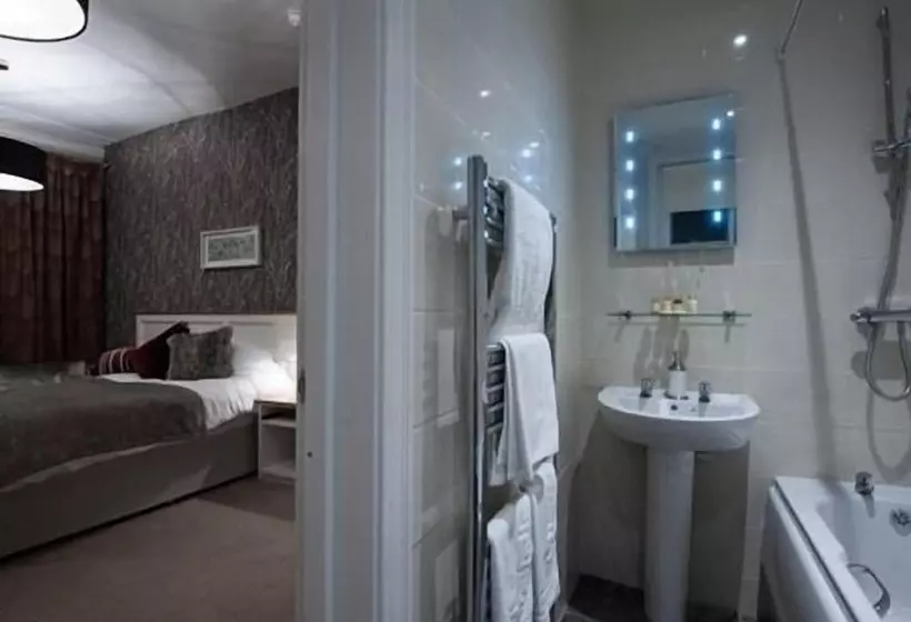 בית מלון כפרי Parkwood