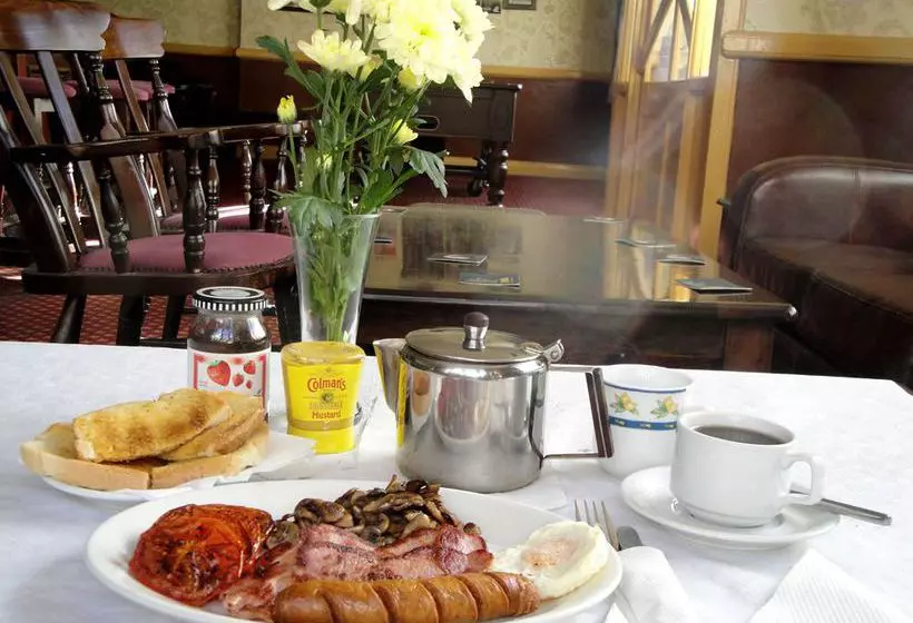 Hotel The Westport Inn Bed & Breakfast