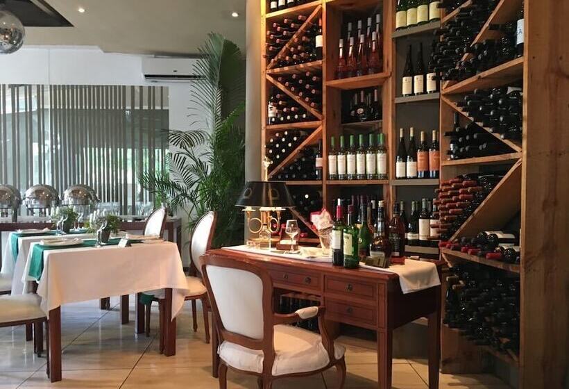 בית מלון כפרי Villa Das Mangas Garden