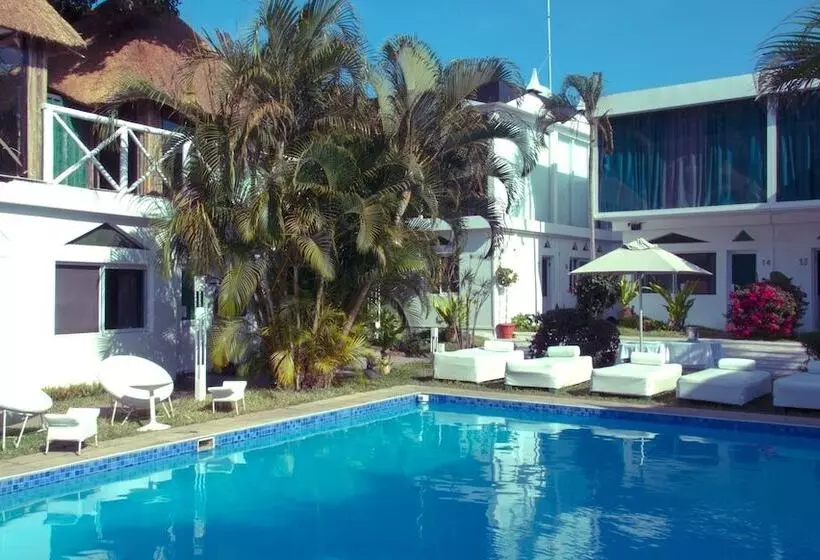 Отель Villa Das Mangas Garden