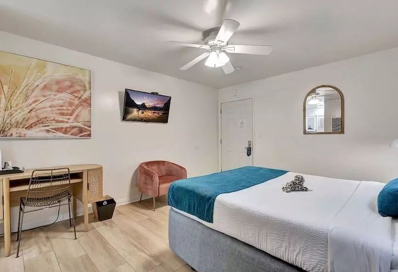 Мотель Santa Monica