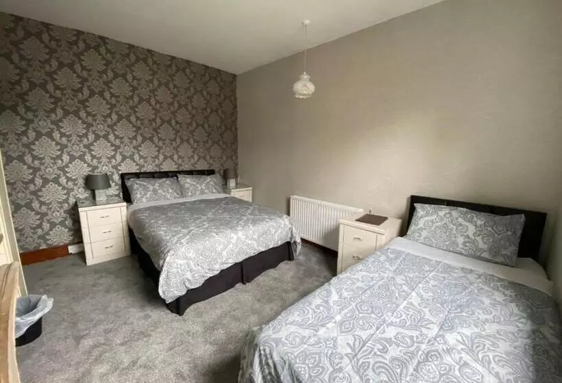 Bed and Breakfast Bowman Lodge