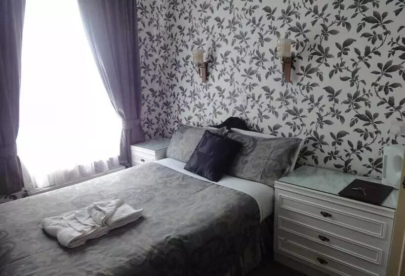 Bed and Breakfast Bowman Lodge