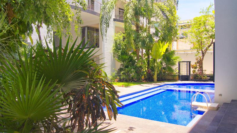 D Angelos Luxury Condos