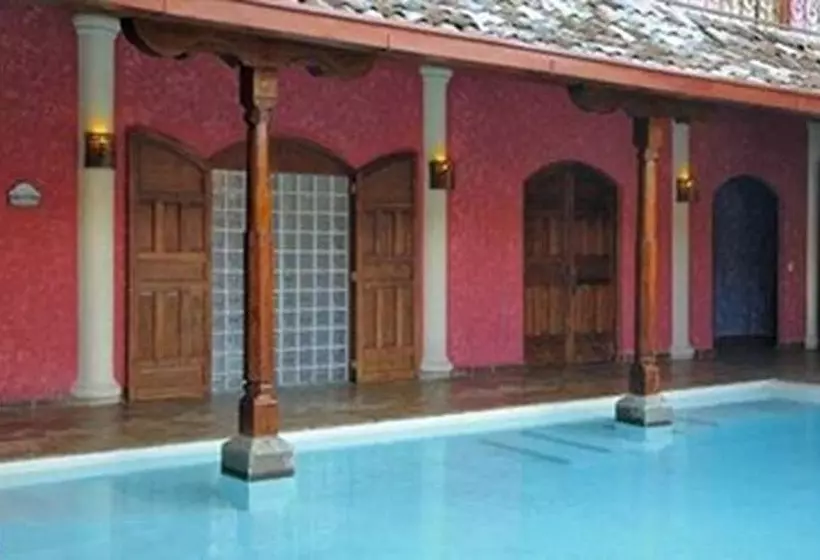 هتل Casa Del Consulado