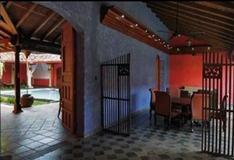 هتل Casa Del Consulado