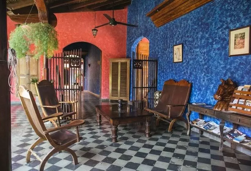 هتل Casa Del Consulado