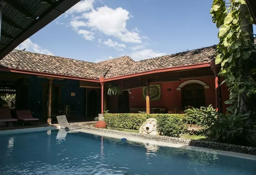 هتل Casa Del Consulado