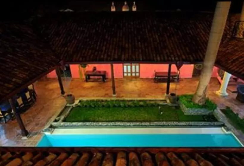 هتل Casa Del Consulado