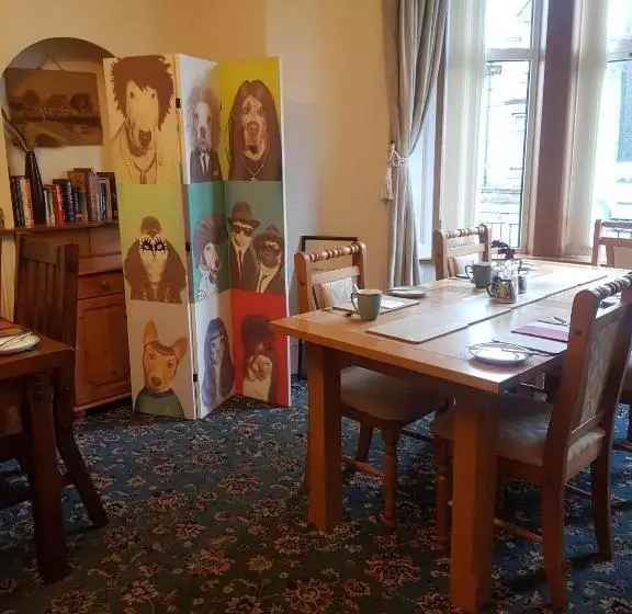 Отель Cedar Villa Guest House