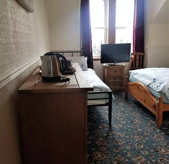 Отель Cedar Villa Guest House