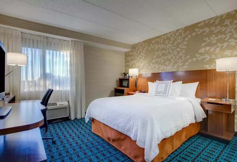 Отель Fairfield Inn By Marriott Burlington Williston