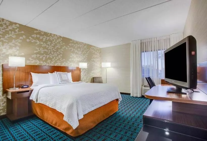 Отель Fairfield Inn By Marriott Burlington Williston