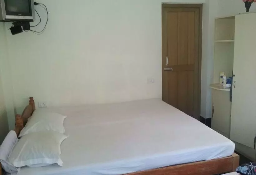 호텔 Hari International