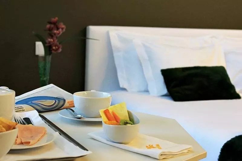 ホテル Hd | Duecitania Design