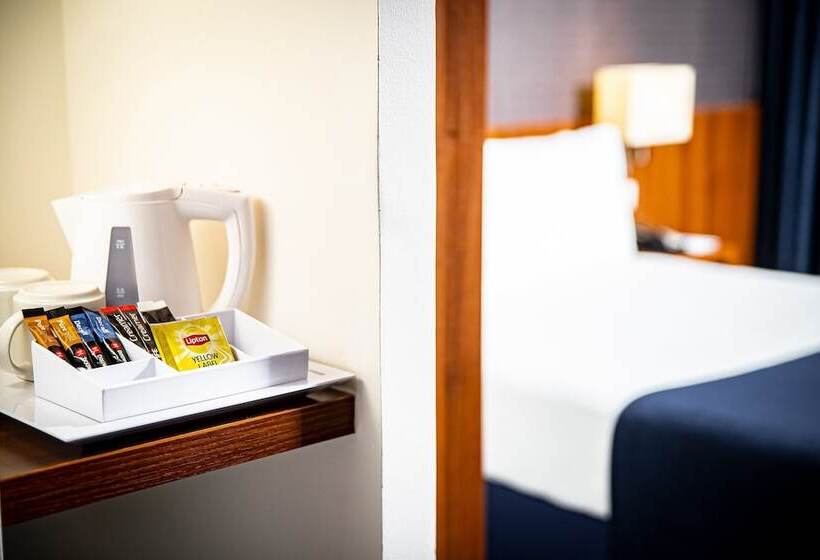 בית מלון כפרי Holiday Inn Express Utrecht   Papendorp, An Ihg