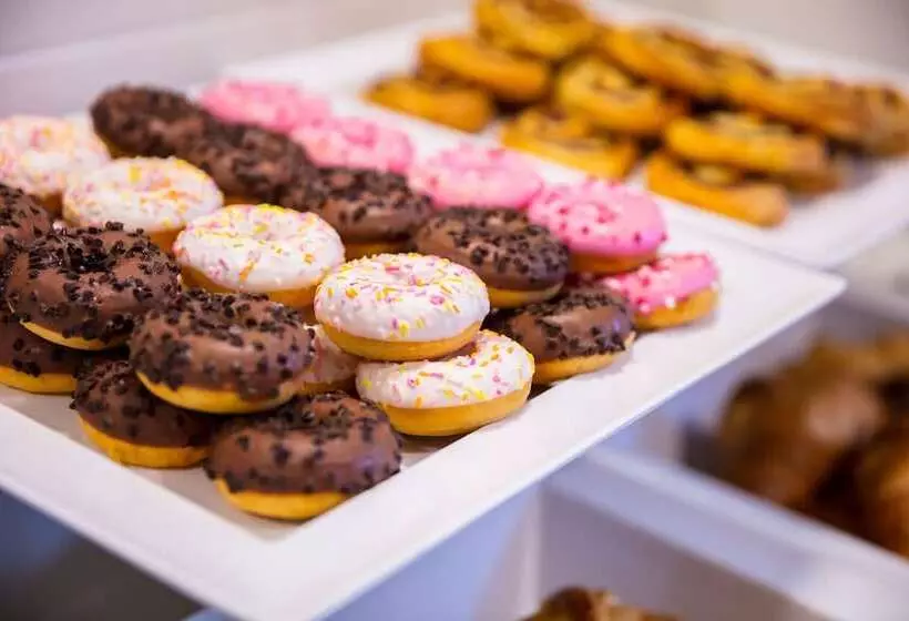 هتل Holiday Inn Express Utrecht   Papendorp, An Ihg