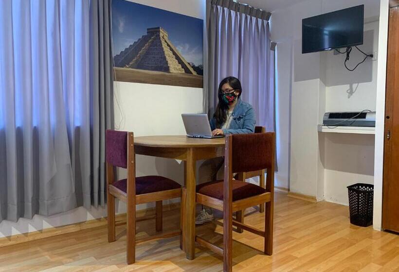 Szálloda Los Aticos B&b With Coworking