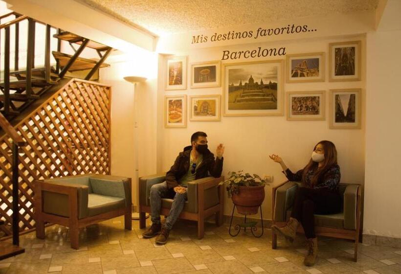 Szálloda Los Aticos B&b With Coworking