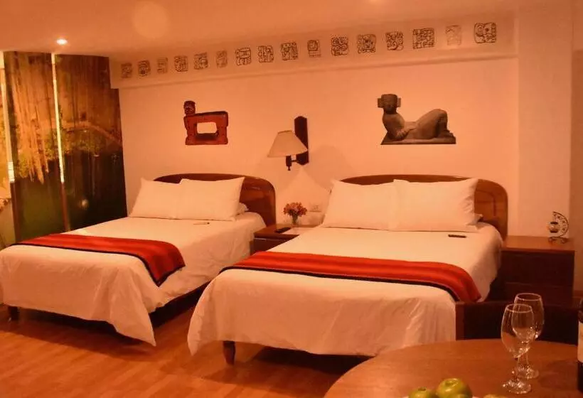 ホテル Los Aticos B&b With Coworking