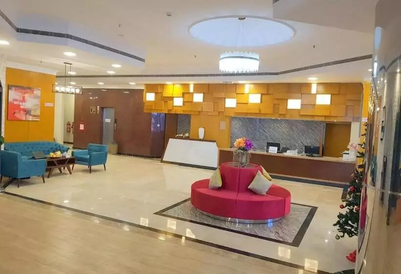 هتل Phoenicia Tower