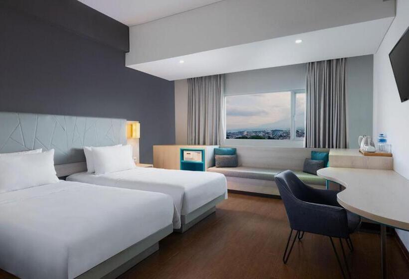 בית מלון כפרי Santika Bogor