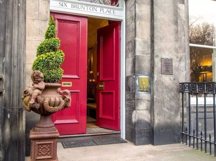 酒店 Six Brunton Place Guest House