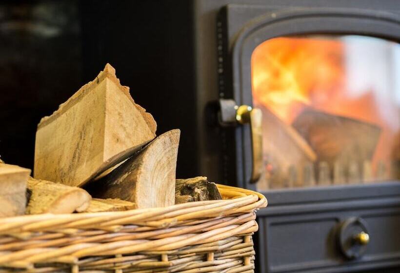 ホテル Six Brunton Place Guest House