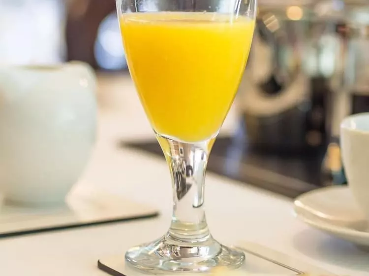 酒店 Six Brunton Place Guest House