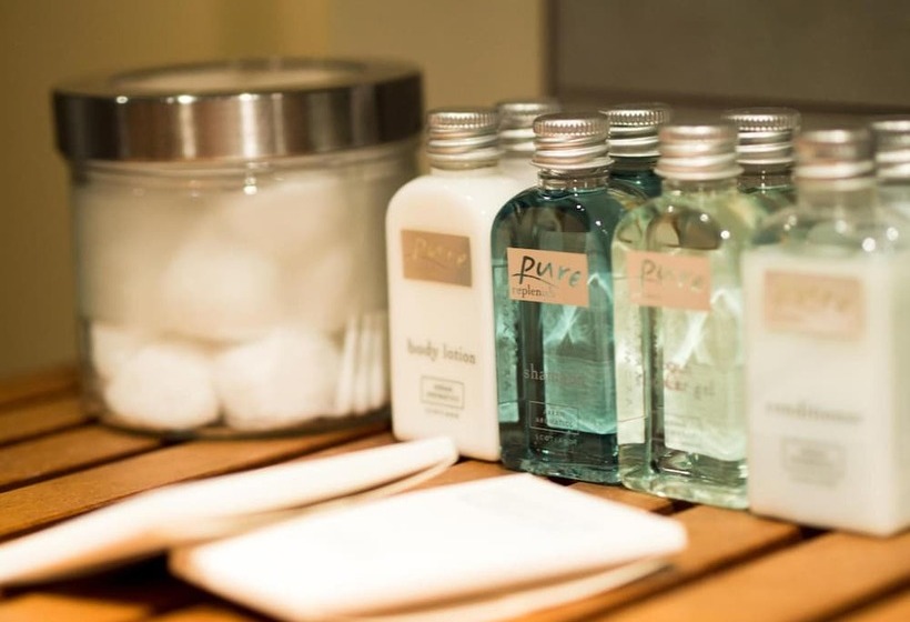 ホテル Six Brunton Place Guest House