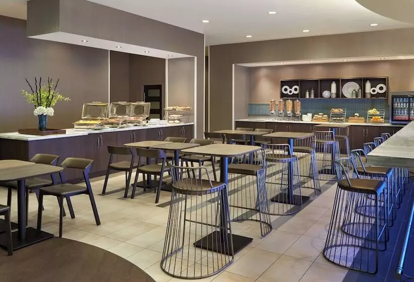 هتل Springhill Suites By Marriott Toronto Vaughan