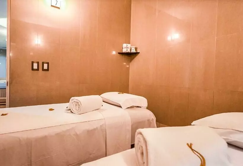 Hotel Suites Inn La Muralla Metepec