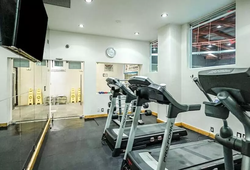 Hotel Suites Inn La Muralla Metepec