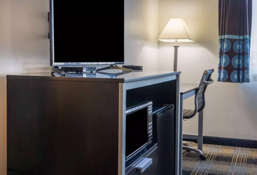 Отель Super 8 By Wyndham Villa Rica