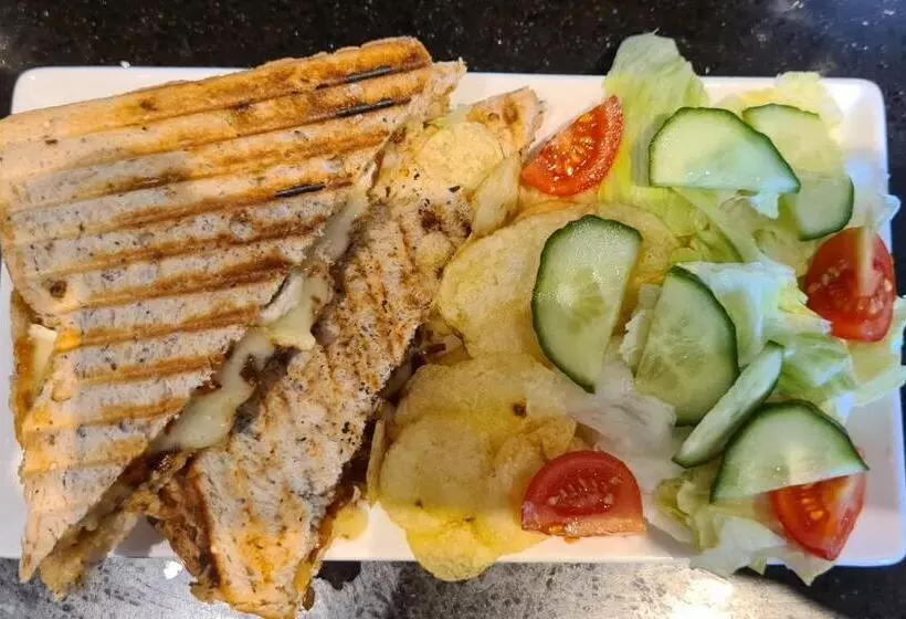 Отель The Pavilion Guest House