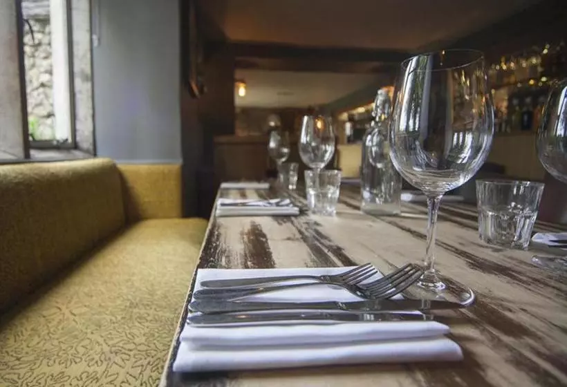 ホテル The Ragged Cot