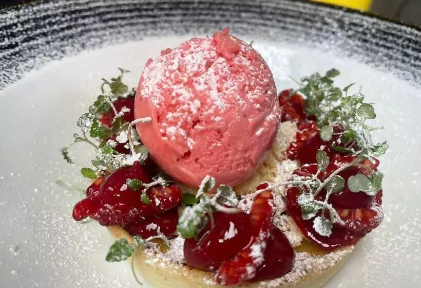 ホテル The Ragged Cot