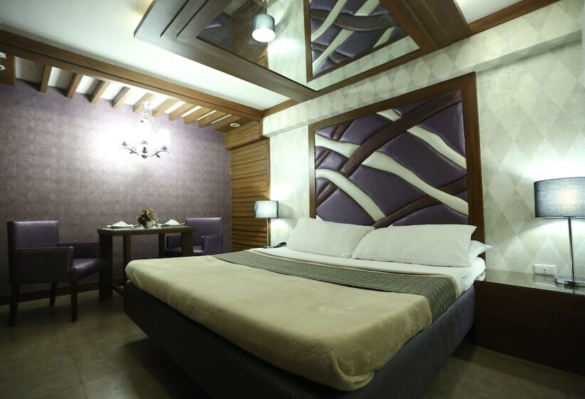 בית מלון כפרי Victoria Court Hillcrest   Pasig