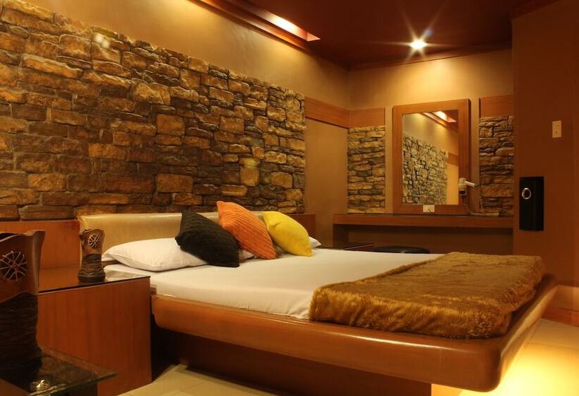 בית מלון כפרי Victoria Court Hillcrest   Pasig