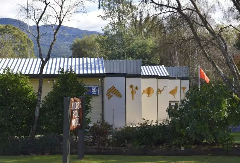 Judges Pool Motel Turangi