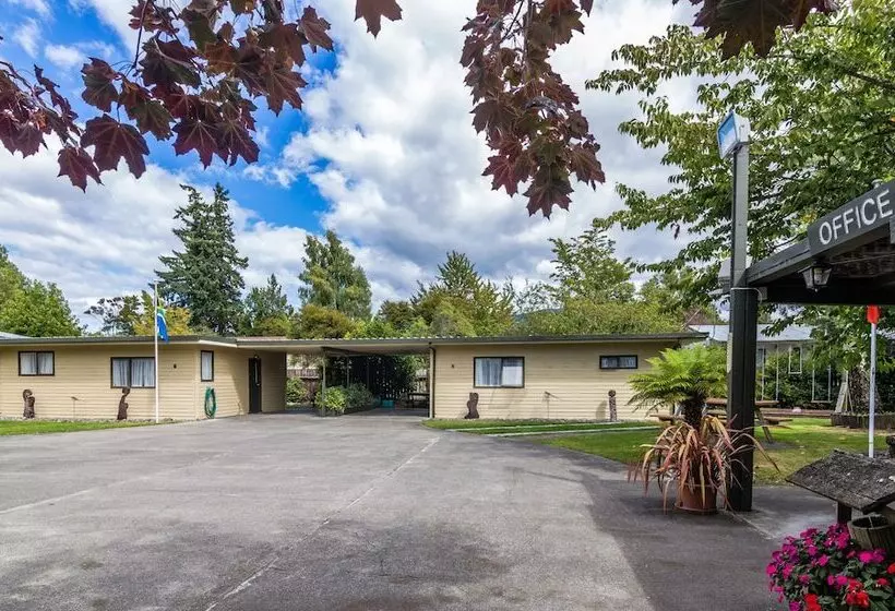 Judges Pool Motel Turangi